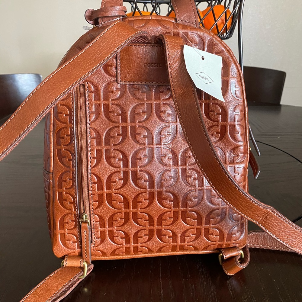 F o s s i l 🍓M e g a n 🍓B a c k p a c k 🍓Brown - Picture 2 of 6